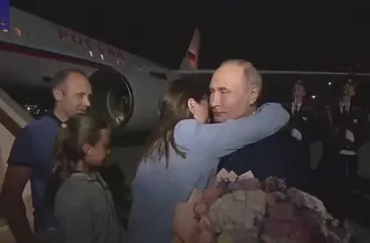 0092Ec185E86Afa21Bae261875673Abf Путин Поблагодарил Россиян, Вернувшихся По Обмену, За Верность Родине И Присяге 5